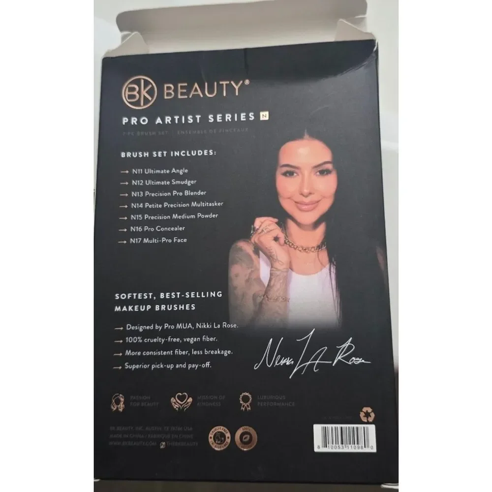NIB BK Beauty Nikki La Rose Pro Artist Make Up Brush Set 7 Pcs
